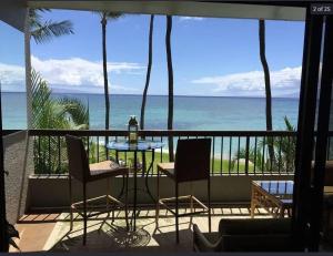 Oceanfront with Private Beach! Hale Mahina Beach Resort A206