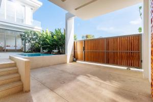 V301 Brand New 4BR Pool Villa Near Bang Tao Beach