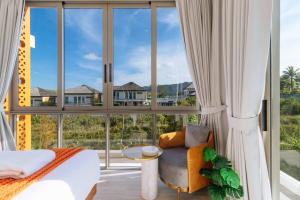 V301 Brand New 4BR Pool Villa Near Bang Tao Beach