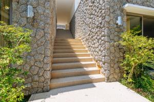 V302 Exclusive Seaview 7BR Infinity Pool Villa