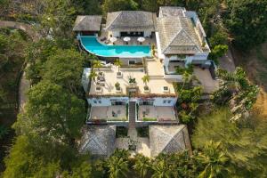 V302 Exclusive Seaview 7BR Infinity Pool Villa