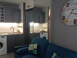 T2 de Charme avec Terrasse et Parking à Sète - FR-1-472-217