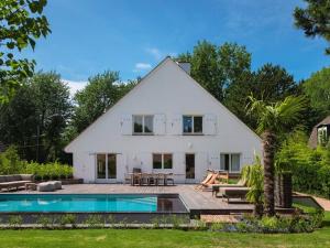 Villa avec piscine et animaux accueillis - centre-ville - FR-1-821-55