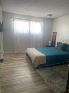 Flowealth Suites - Private Rooms Near West Edmonton Mall