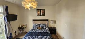 Single Room in Townhouse
