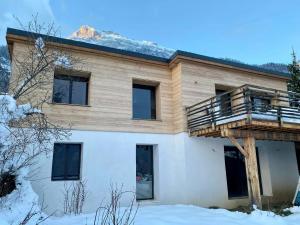 Ecological Chalet Facing Mont Blanc In Passy
