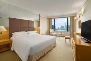 Renaissance Riverside Hotel Saigon