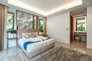 V229 Brand New 3BR Villa Pool Near Top Beaches