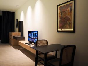 Roxy Beach Apartment, Sematan, Sarawak