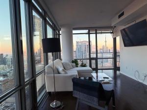 44th Floor, Panoramic Views, Bay Corridor Downtown Toronto Condo