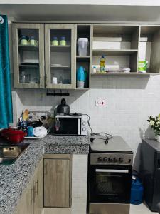 White rose apartment