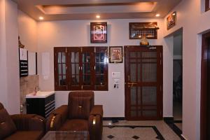 Rudraksh Home Stay 2BHK, 10 Mins to Ram Mandir