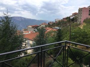 Design & Comfy Apt in Arachova Parnassos Greece