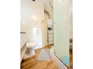 World Room - 10 Minutes to Gdańsk Old Town & Seaside