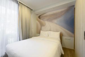 Laguna Skypark cosy apartment golf view