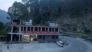 Hotel Navya Dhruv