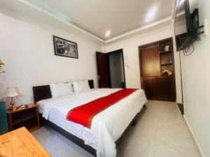 Toro Homestay