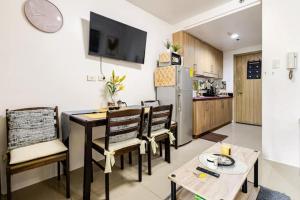 The Bays Prestige Haven with WiFi