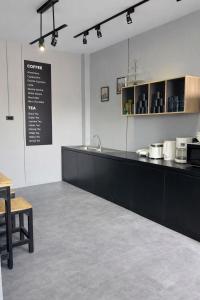 Free Way Kata Beach Hostel