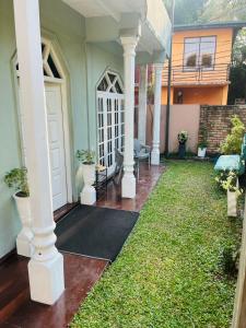 Ceylon Airport Apartment
