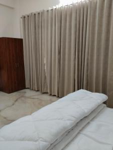 Mystic Vibe Hotel & Banquet
