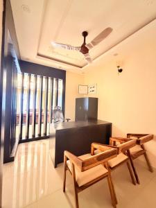 Luxury 3BHK Shriram Mystique Premium Furnished