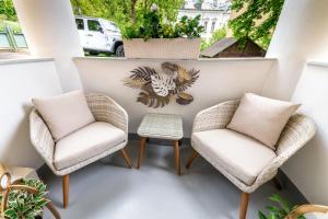 Spacious 2BR Apartment - 90m2 - Parking - 4min Colonnade