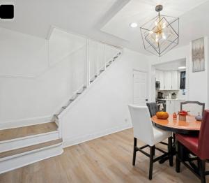 3bedroom 2 bath minutes away from Temple, Philly museum, Philly zoo , center city