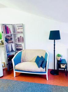 Central studio by the sea