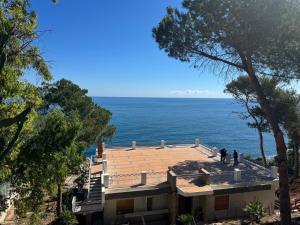 Villa Cliff