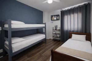 2 quadras da praia - Apto completo em São Vicente ideal para família e trabalho