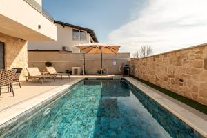 Twin Villas Royal Sabunike