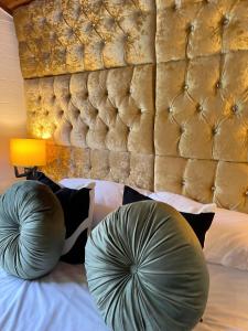 Otter 3 Lodge -Jungle Inspired -Dog Friendly -Private Hot Tub -Warminster-Bath-Salisbury