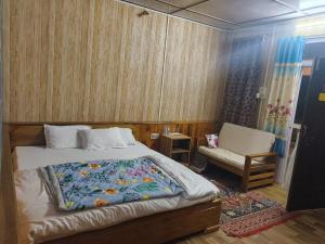 Lanying Riverview Homestay