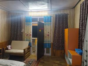 Lanying Riverview Homestay