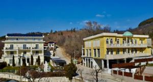 Aleksion Palace and Sans Souci