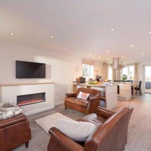 The Woodland Collection, 10 mins from beaches