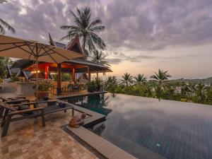 Arun Rapee Villa Surin Beach
