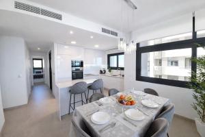 Sunset Cliffs sea view apartments 14 floor