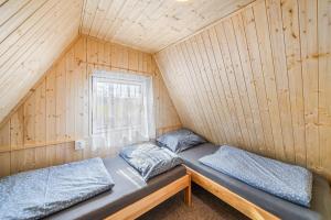 Ubytování u Foltýnů - chatičky Hracholusky