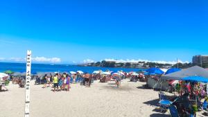 One bedroom apartment, Av Atlântica, Post 6, Copacabana, Rio de Janeiro, Brazil, COPA 003