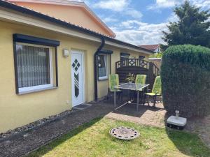 Ferienwohnung, ruhige Lage, Standnah OVS 114