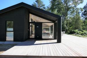 New luxury summerhouse near forest and beach