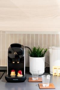 Ecrin au calme, terrasse & parking, Nice