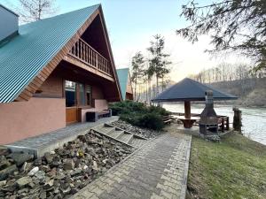 Domki "Nad Rzeką Solinką" Tomasz Pasławski