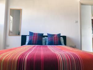 Central Lakatamia 2BR, Cozy Stay Near Nicosia Mall & Highway