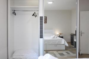 Corner Five