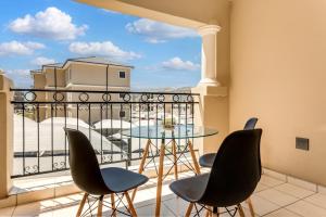 Blissful in Blue Hill