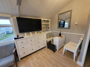 No. 4 Sunny Lodge By The Sea