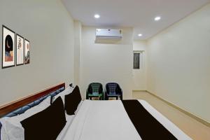 Hotel O Satya Residency